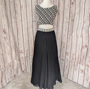 Black / Off White Indo Western Crop Top Palazzo Outfit With Sleeveless Jacket